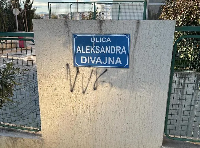 Ania Daire Podgoriçe